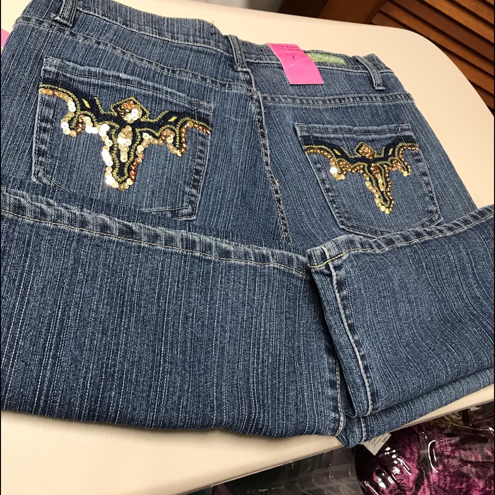 Neeso Denim Capris Women’s Pants